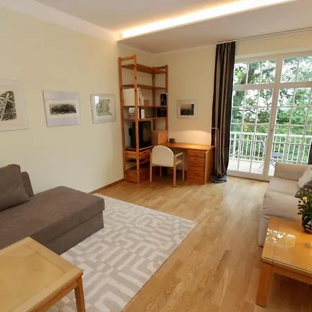 Ferienwohnung-Natur-Und-Kunst 아파트