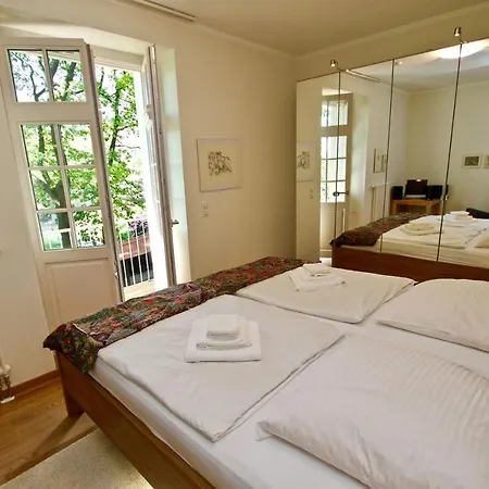 Ferienwohnung-Natur-Und-Kunst 아파트
