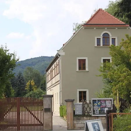 Ferienwohnung-Natur-Und-Kunst 아파트 *